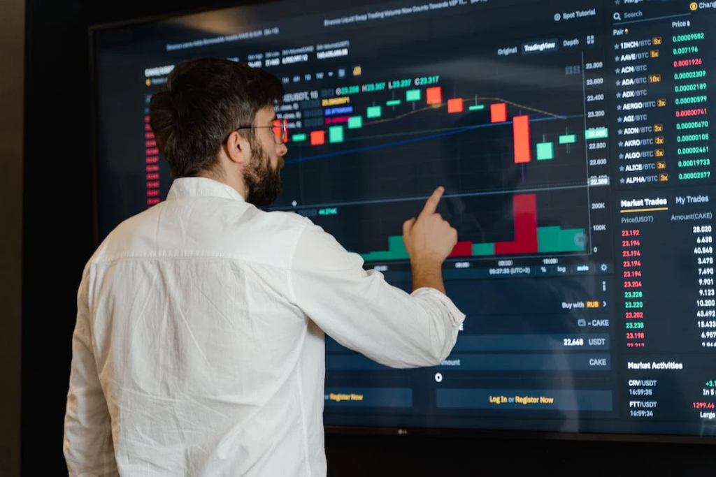 LA RECESIÓN Y EL MERCADO INMOBILIARIO